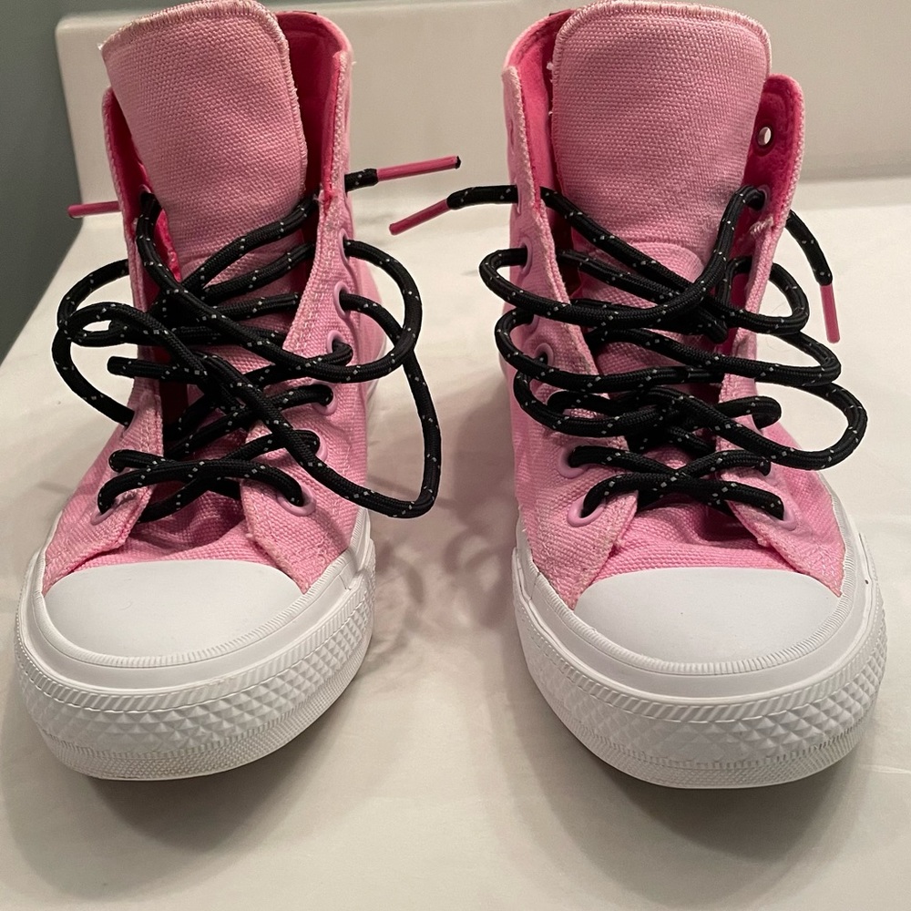 Converse water resistant high tops women’s 8.5